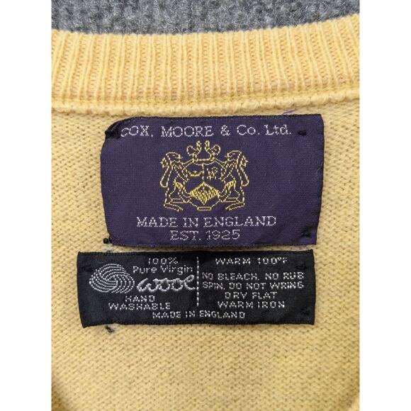 Vintage V-Neck Wool Sweater Mens Medium Cox Moore Grandpa Pull Over Yellow - Picture 4 of 10